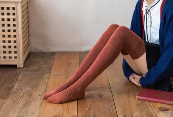 Възрастен Хлопчатобумажный отглеждане на средния размер Удобни високи чорапи kee за жените носят Дълги чорапи