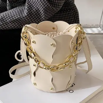 Елегантна Дамска чанта-тоут с веригата, Модни Нова Качествена Дамска Дизайнерска чанта От Изкуствена Кожа с Нитове Към Рамото, чанта-месинджър